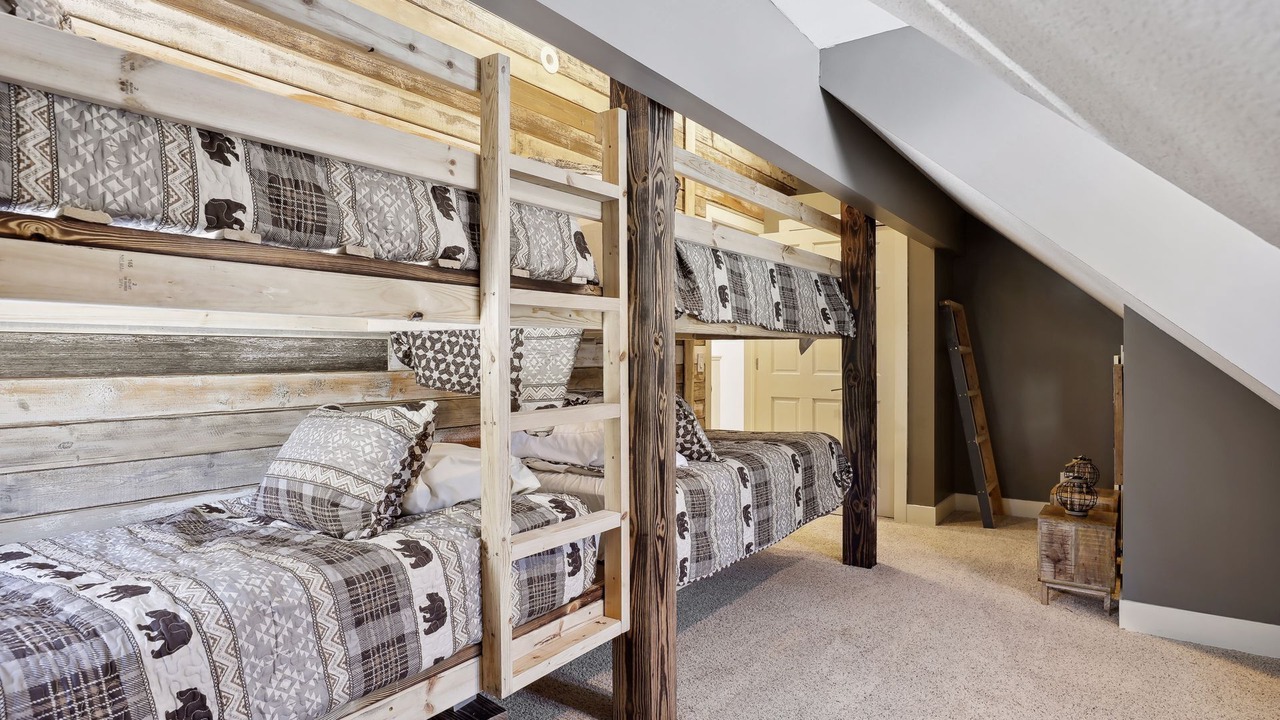 Photo of Bedroom in Amery