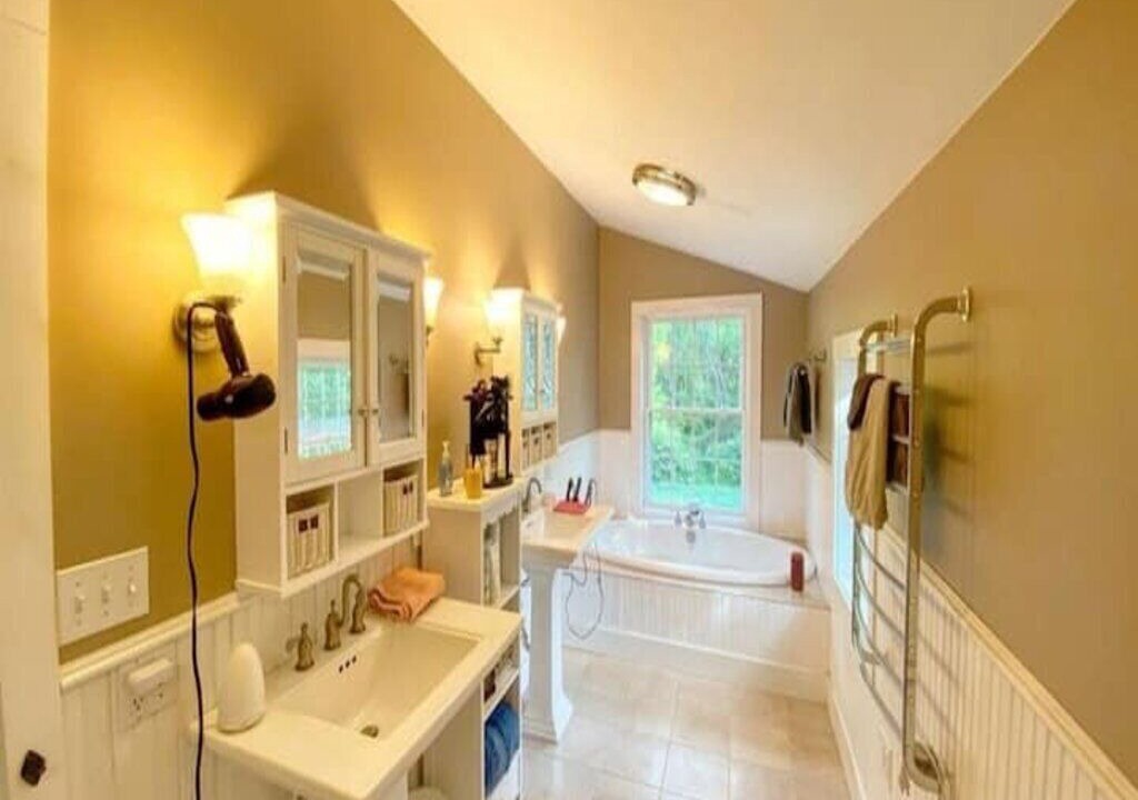 Photo of Bathroom in Canton