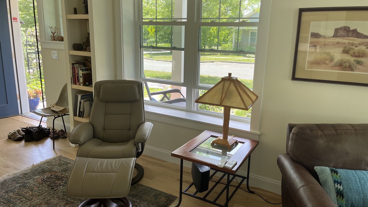 Photo of Livingroom in Northampton