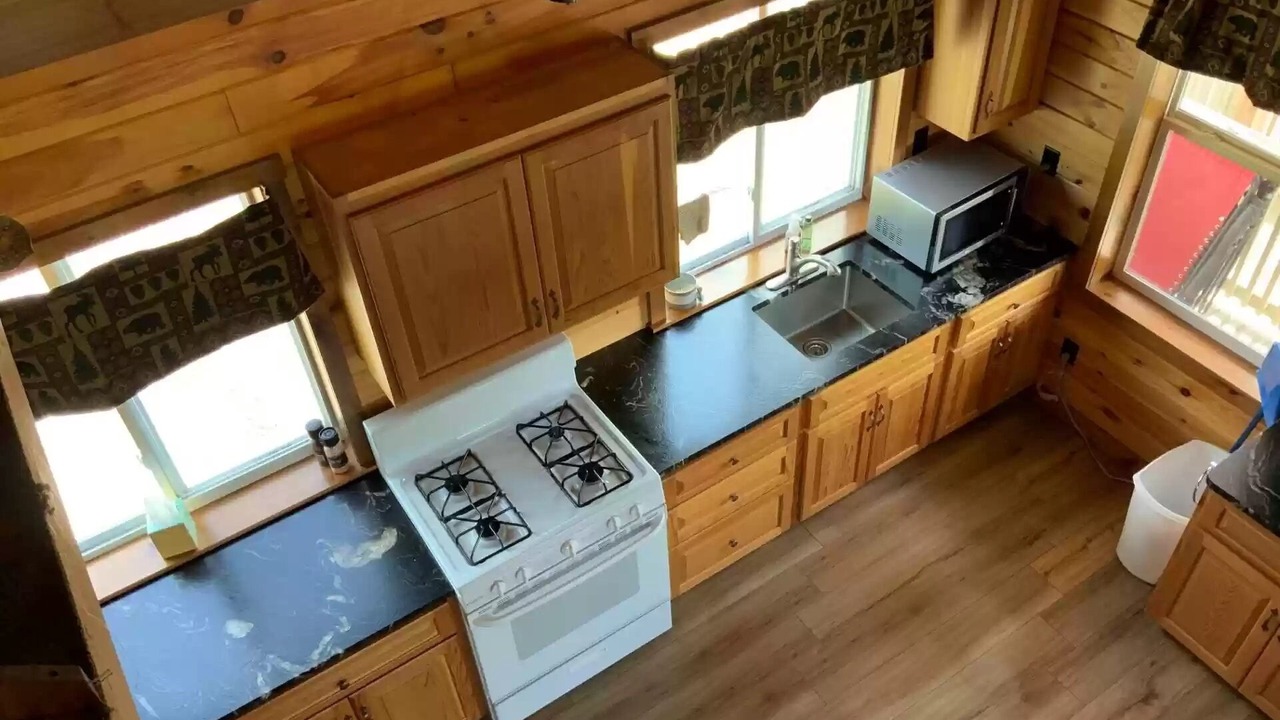 Photo of Kitchen in Salisbury Center