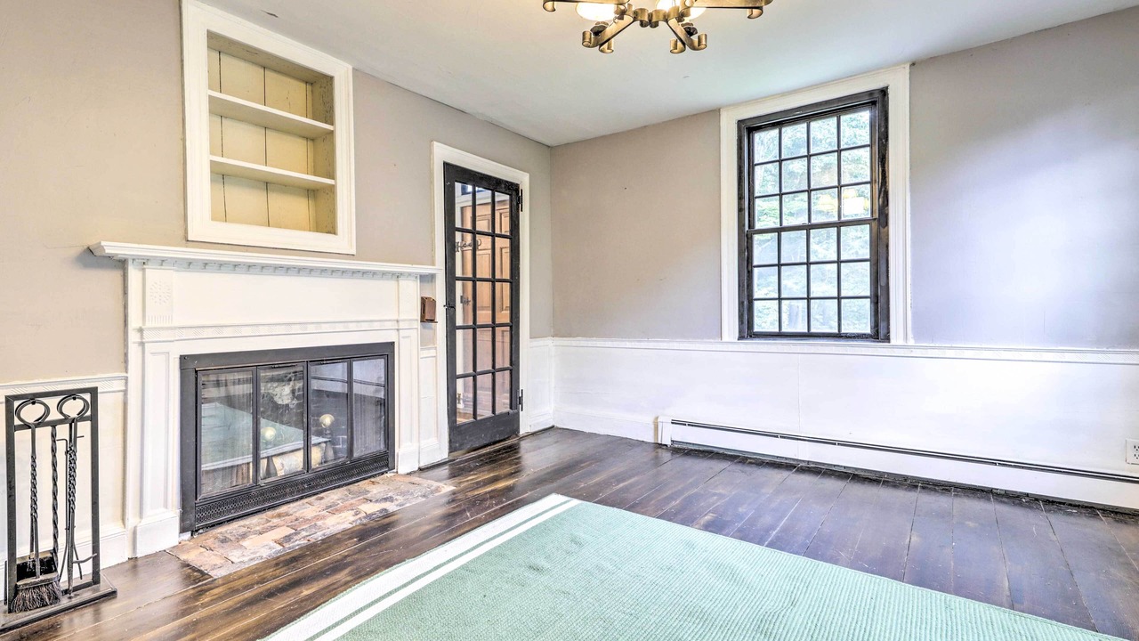Photo of Bedroom in Royalston