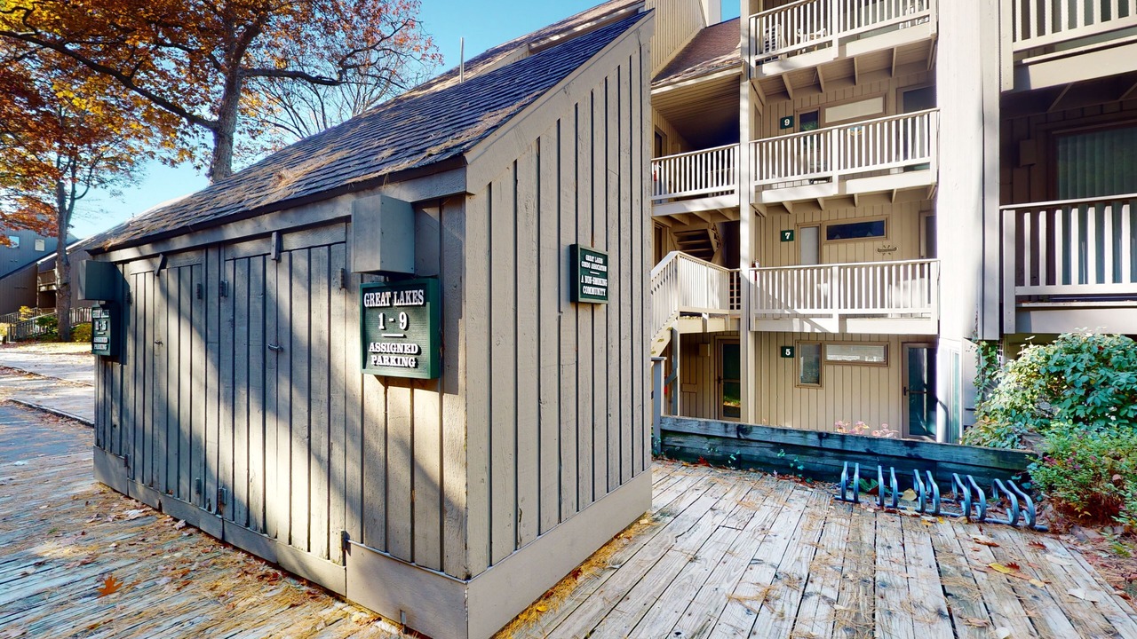 Photo of Outdoor in Maple City