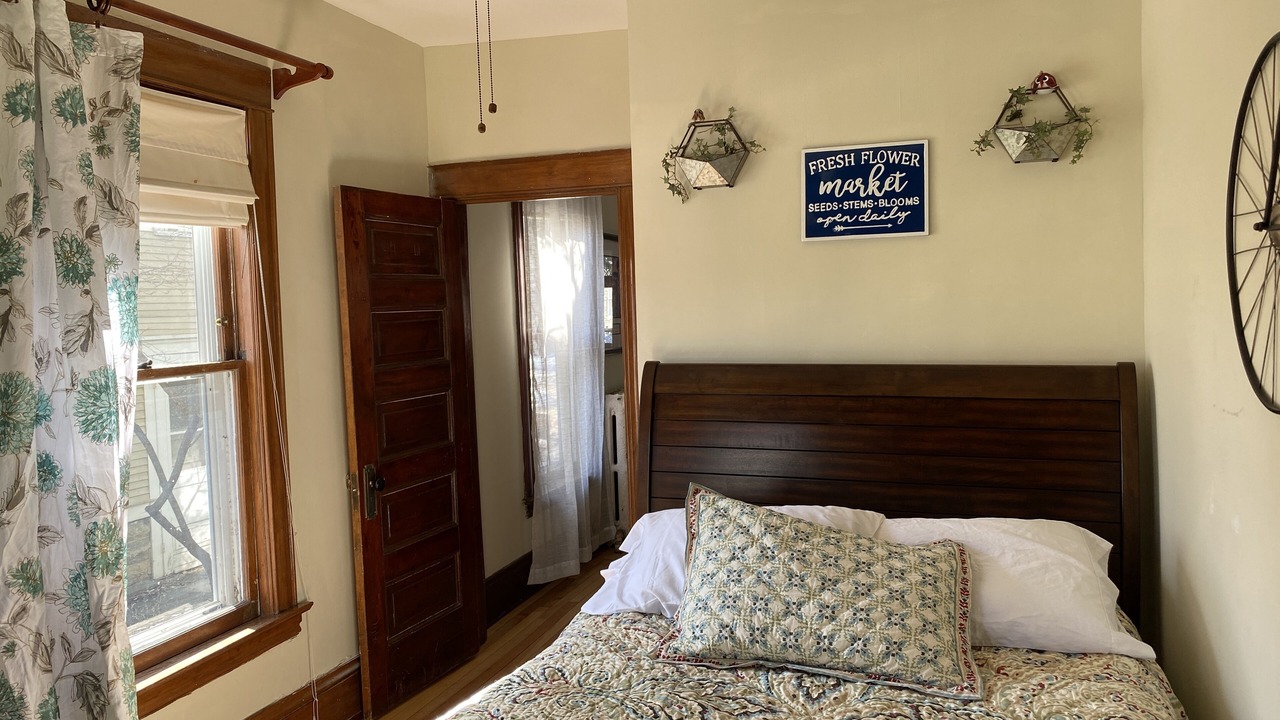 Photo of Bedroom in Whittier