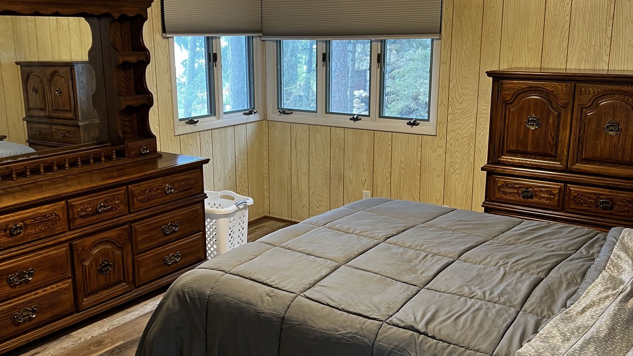 Photo of Bedroom in Crosslake