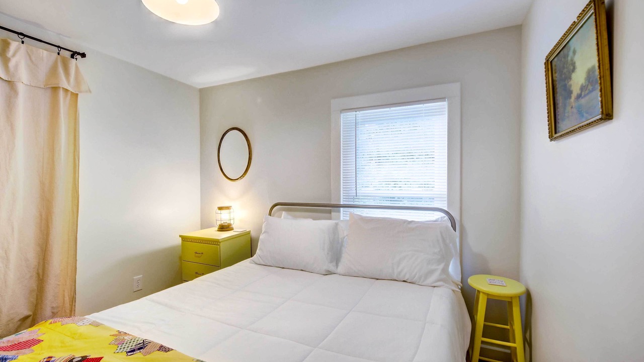 Photo of Bedroom in Saranac Lake