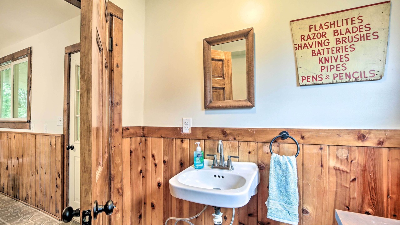 Photo of Bathroom in Saranac Lake