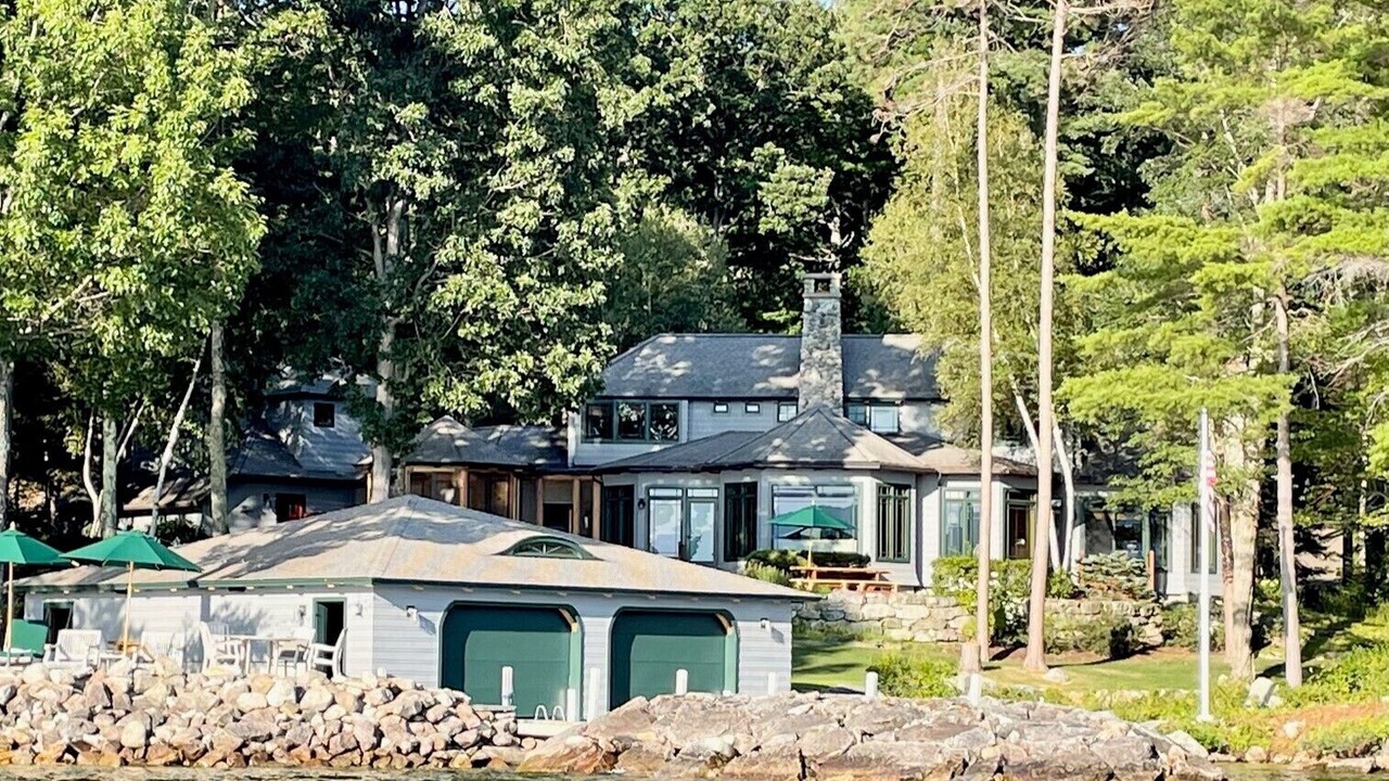 Photo of Outdoor in Alton