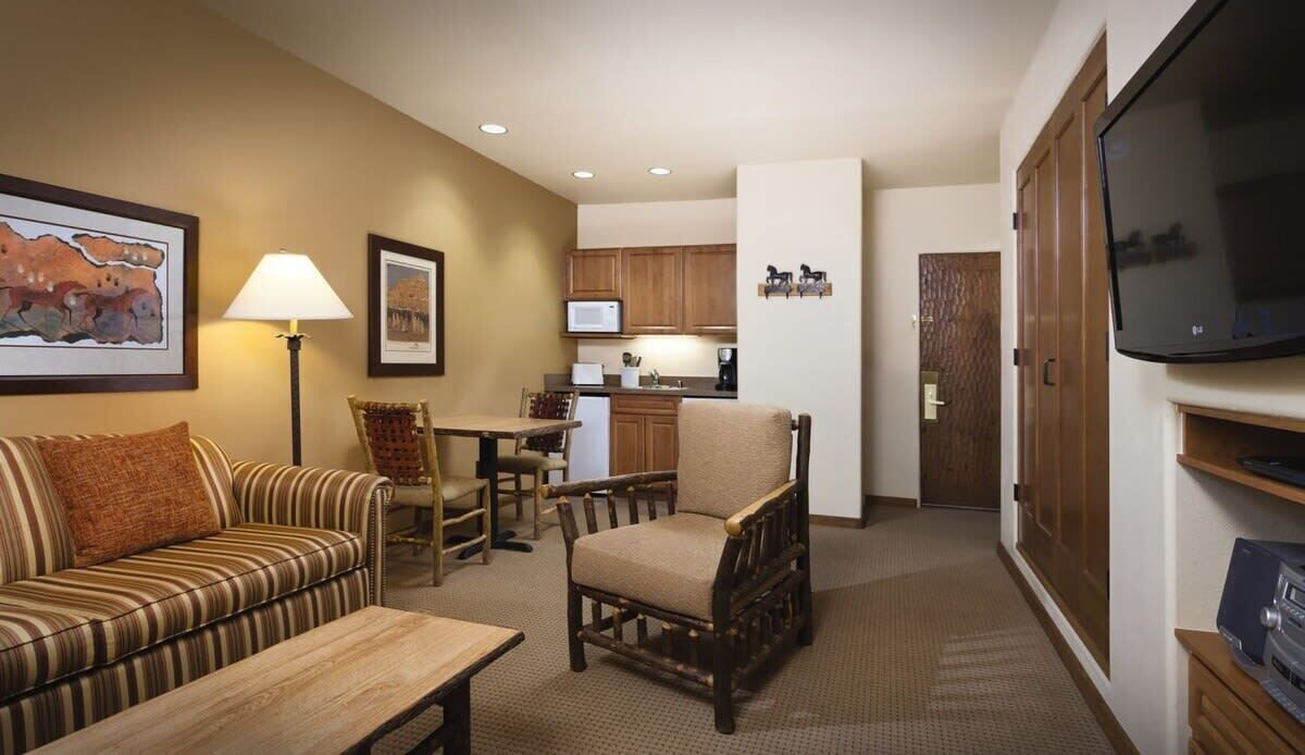 Photo of Livingroom in Taos