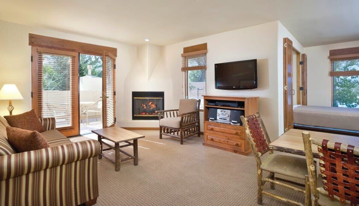 Photo of Livingroom in Taos