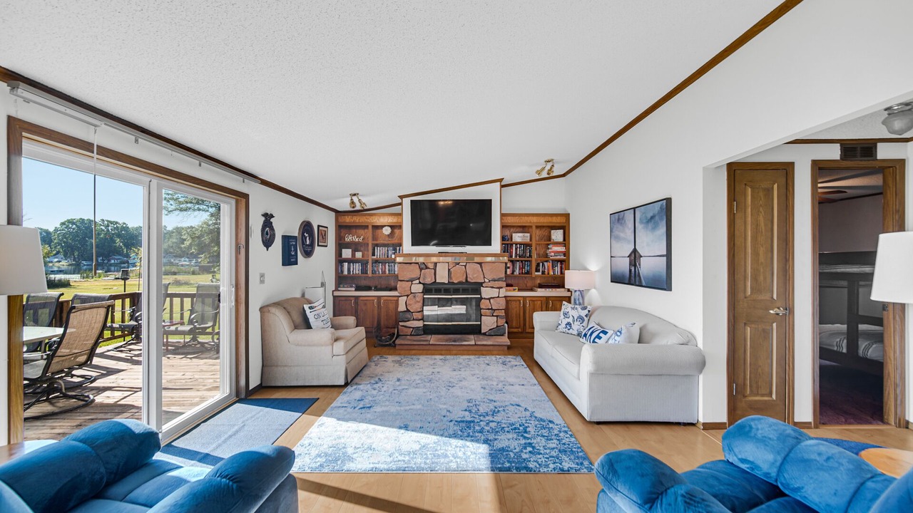 Photo of Livingroom in Kendall
