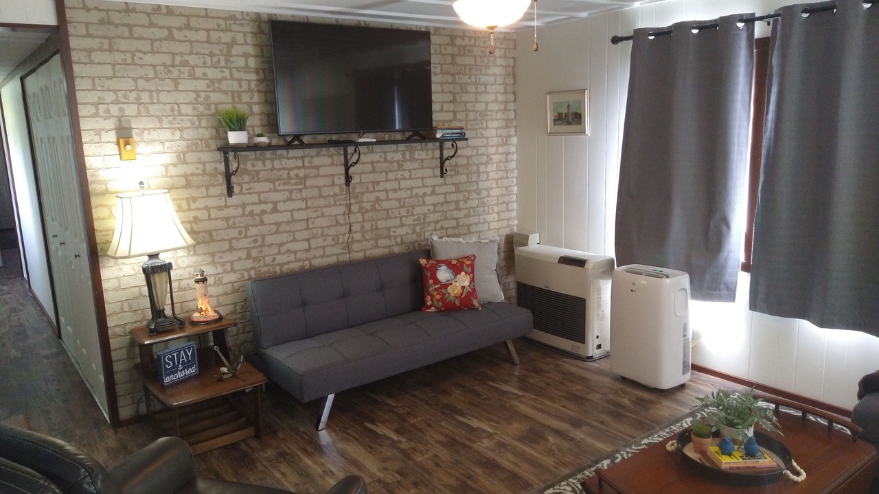 Photo of Livingroom in Fishers Landing