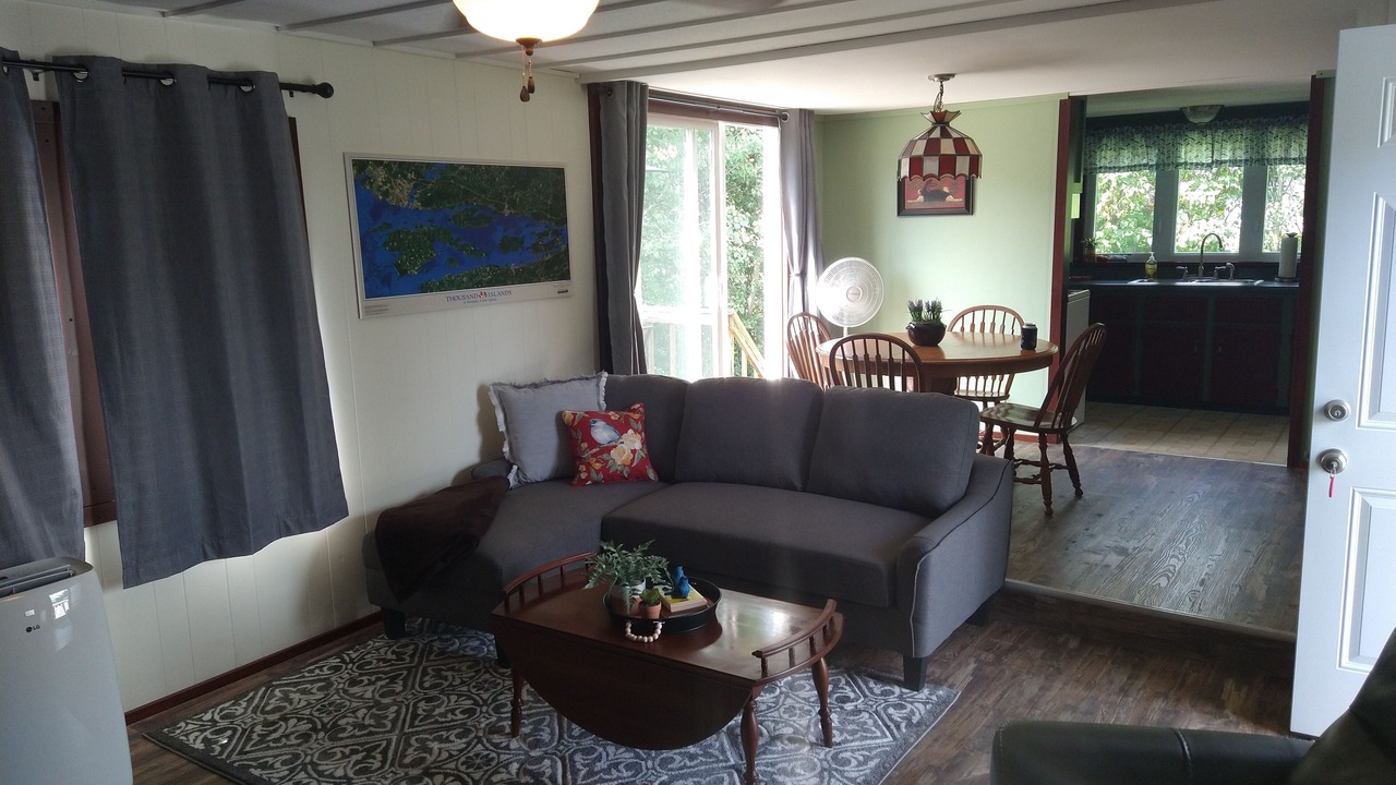 Photo of Livingroom in Fishers Landing