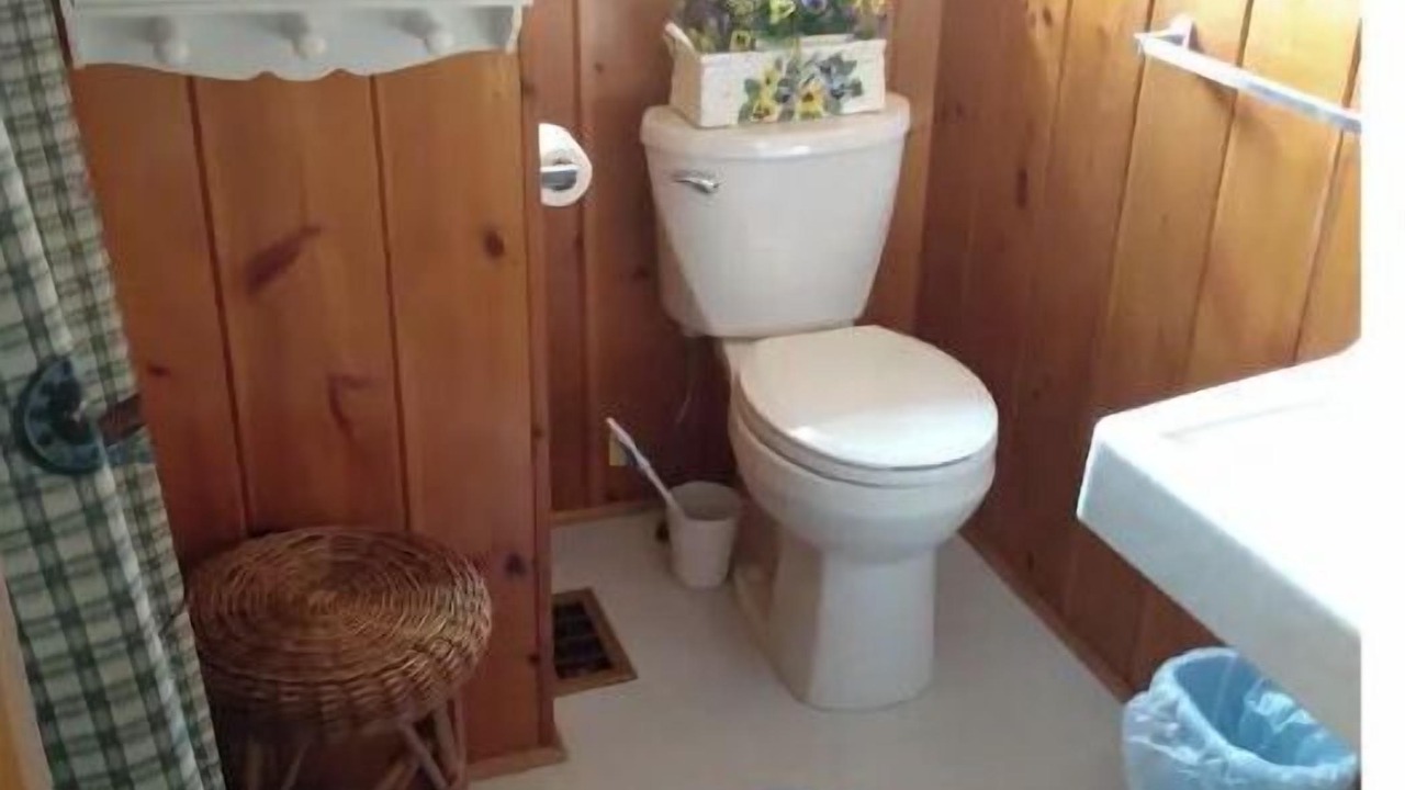Photo of Bathroom in Greenwood