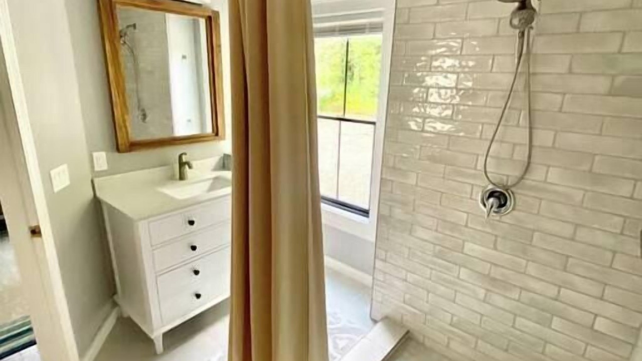 Photo of Bathroom in Johnson