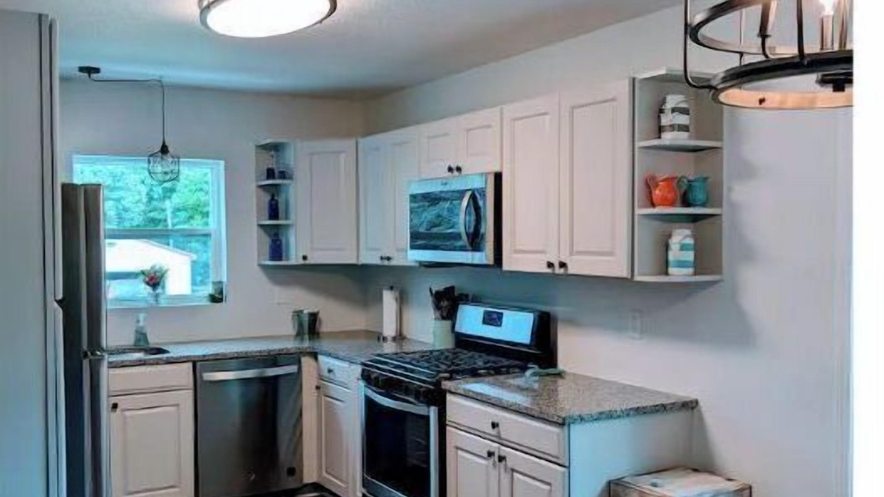 Photo of Kitchen in Central Lake