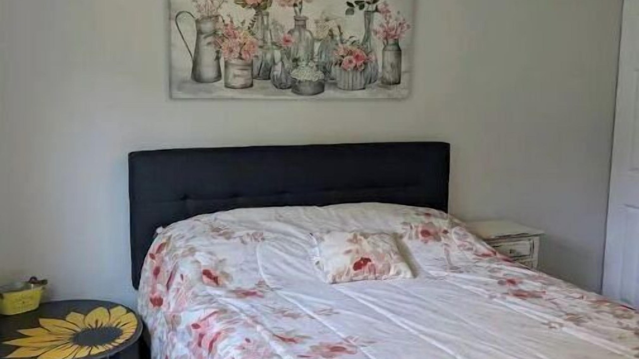 Photo of Bedroom in Central Lake