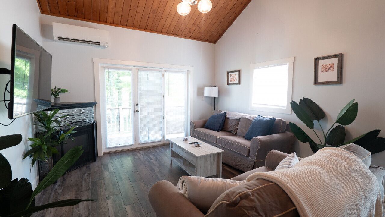 Photo of Livingroom in Jeffersonville