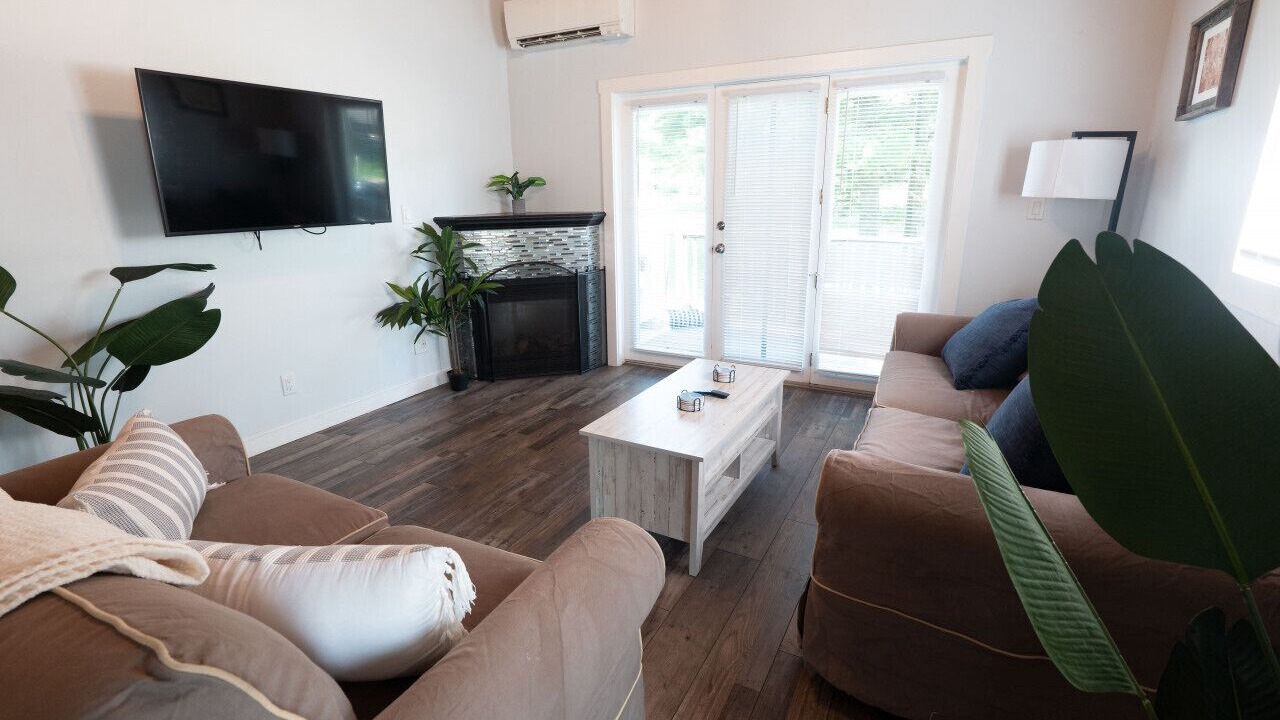Photo of Livingroom in Jeffersonville