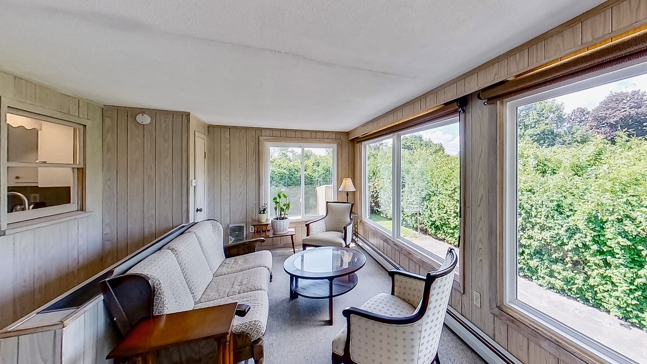 Photo of Livingroom in East Haven  Rutland County