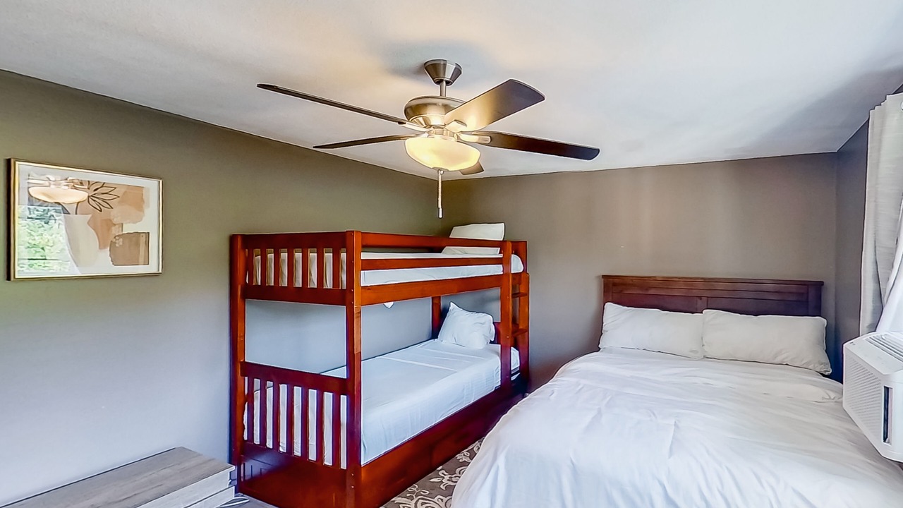 Photo of Bedroom in East Haven  Rutland County