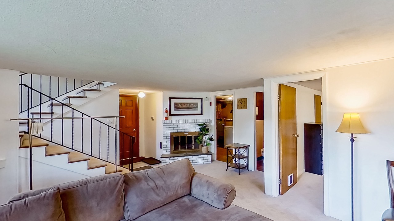 Photo of Livingroom in East Haven  Rutland County