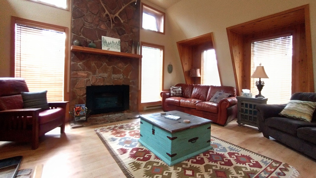 Photo of Livingroom in Angel Fire