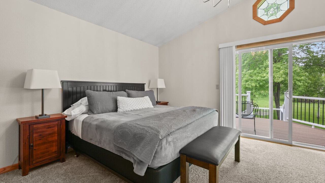 Photo of Bedroom in Black Wolf