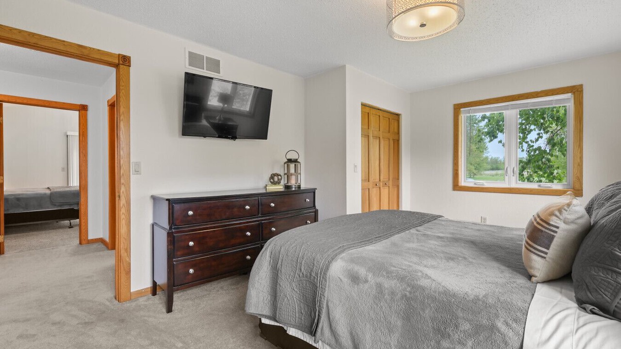 Photo of Bedroom in Black Wolf