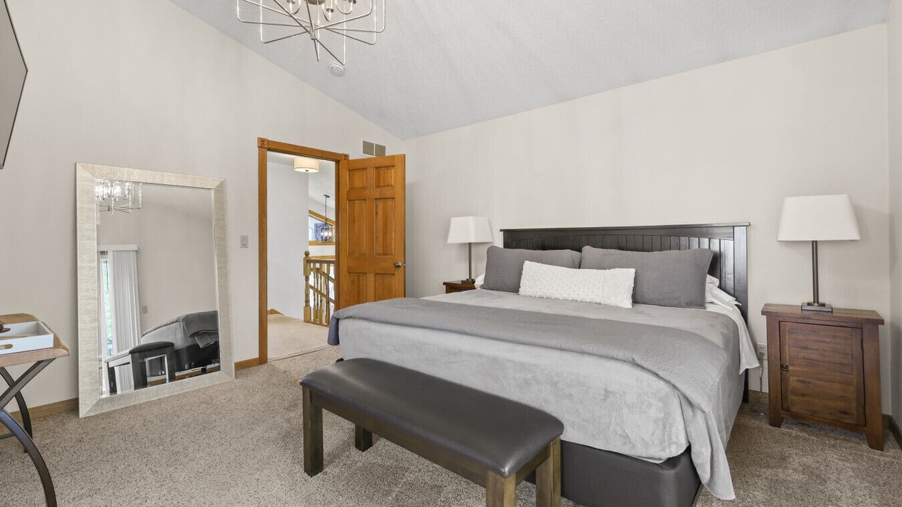 Photo of Bedroom in Black Wolf