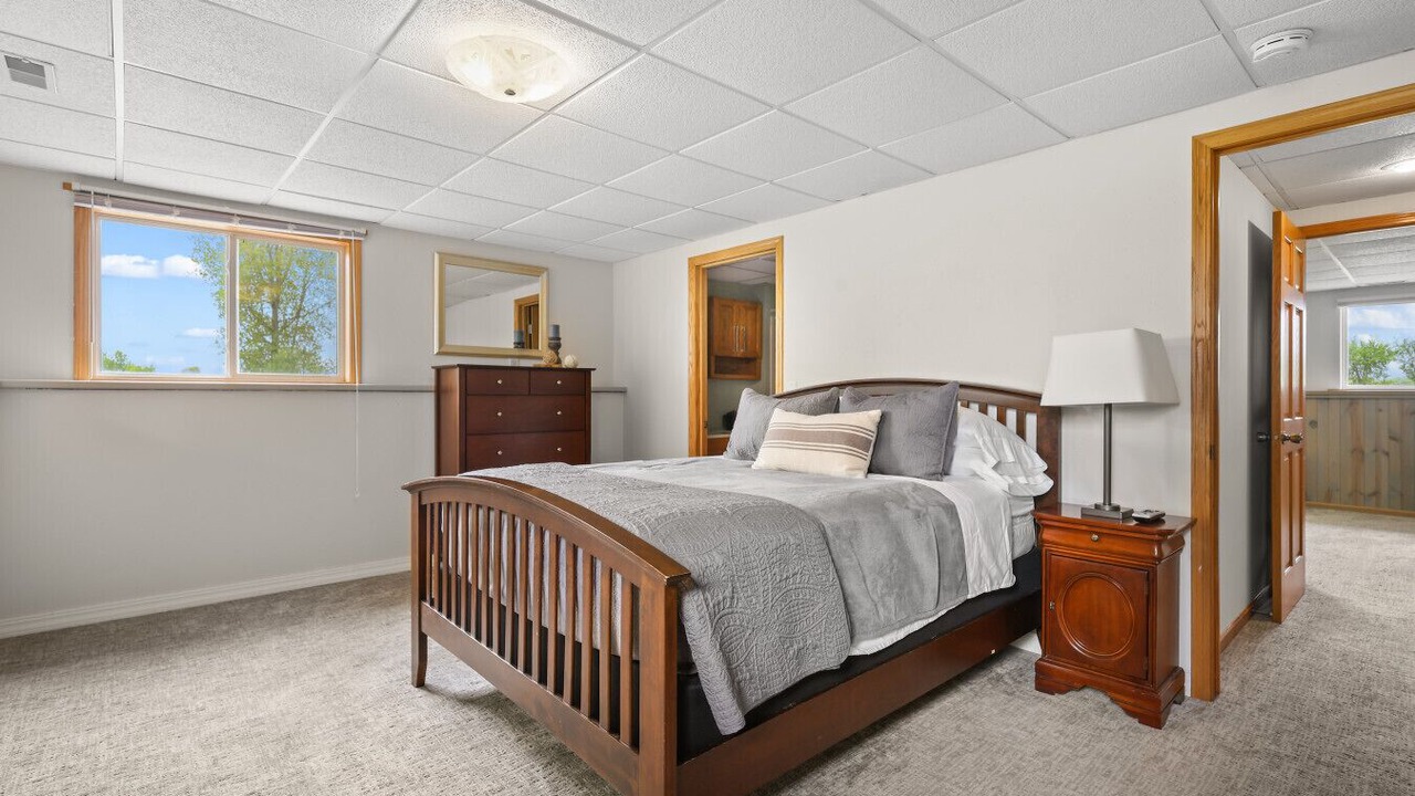 Photo of Bedroom in Black Wolf