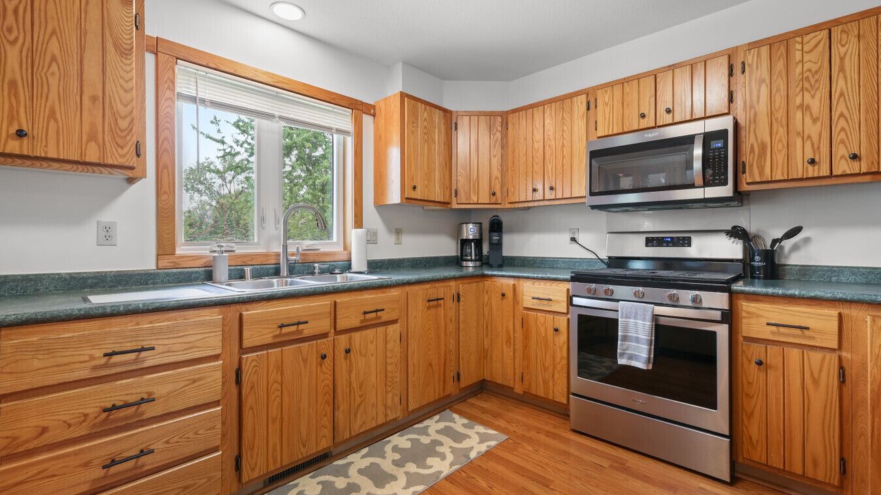 Photo of Kitchen in Black Wolf