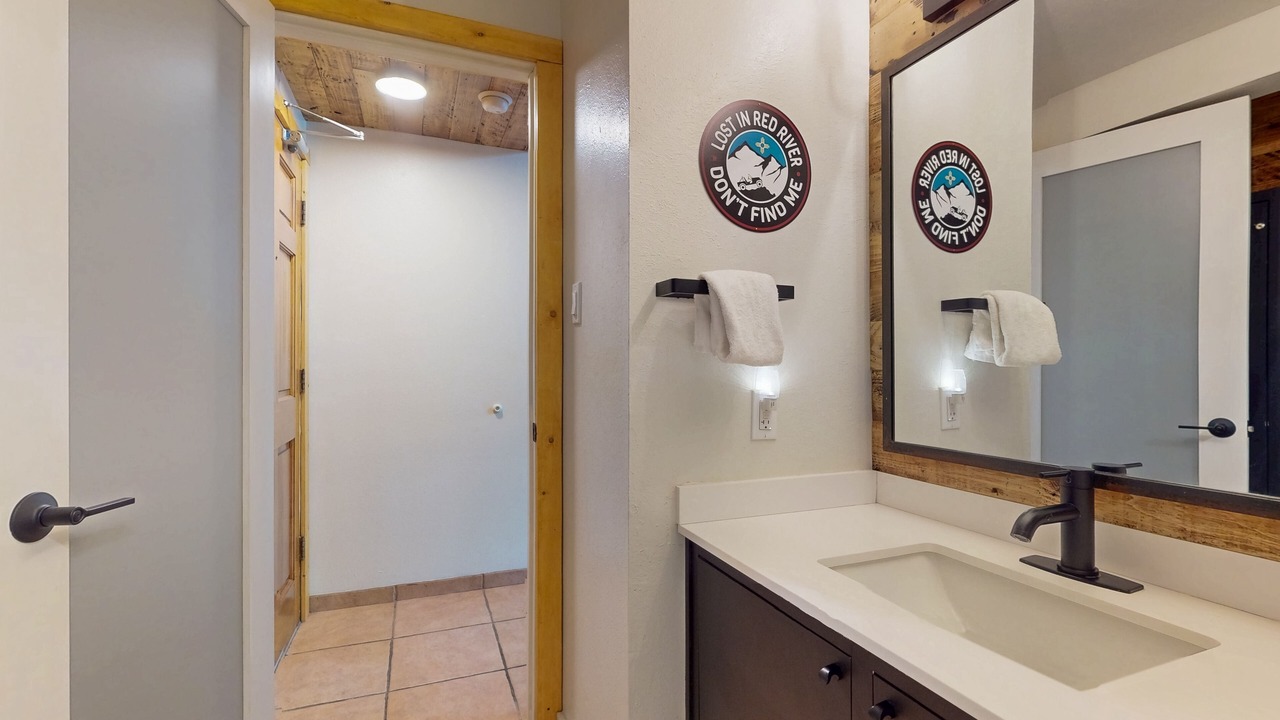 Photo of Bathroom in Red River