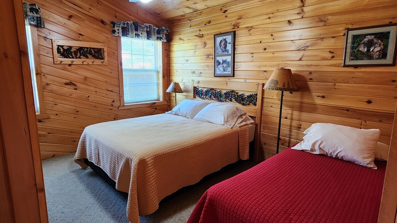 Photo of Bedroom in Chief Lake
