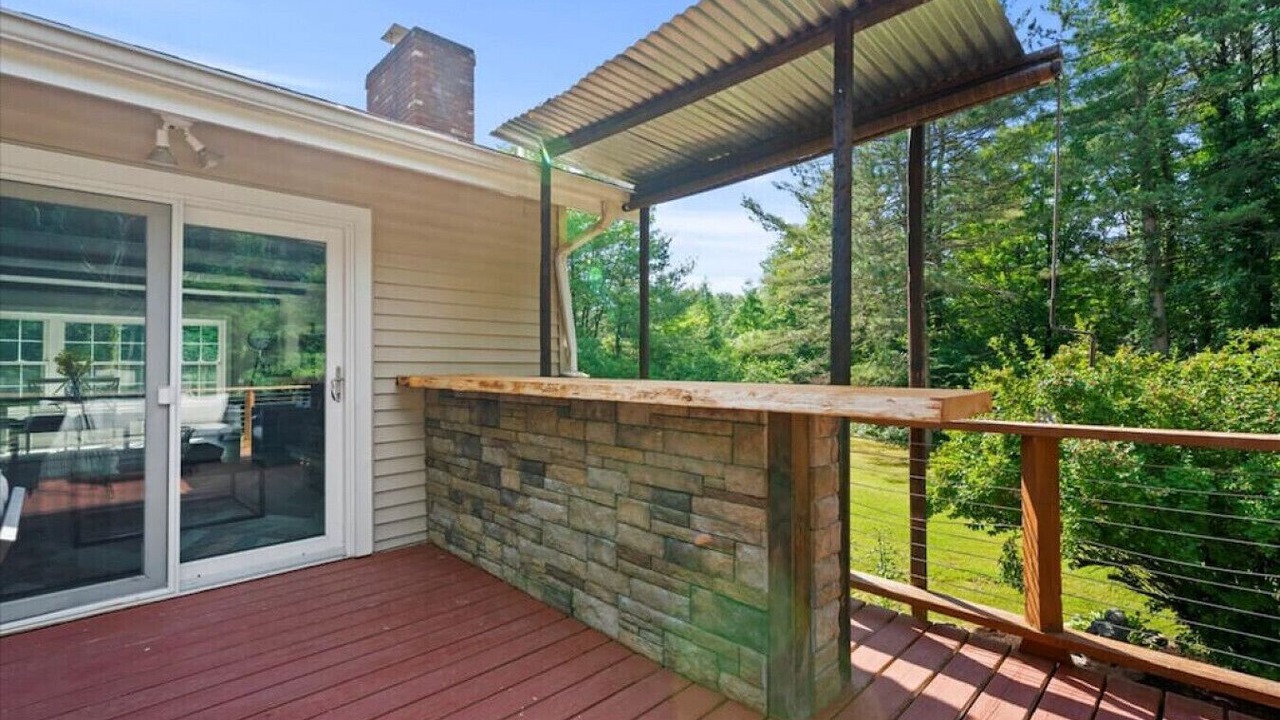 Photo of Patio Balcony in Greenfield Center