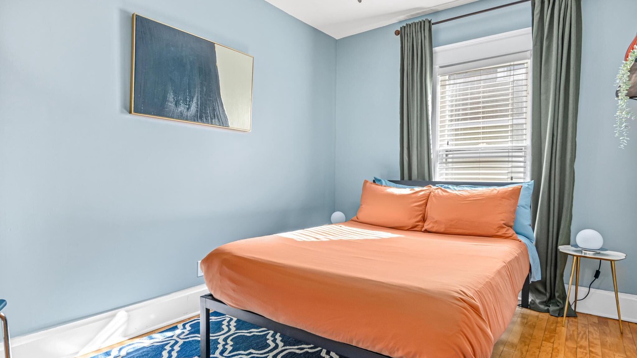 Photo of Bedroom in Linden Hills