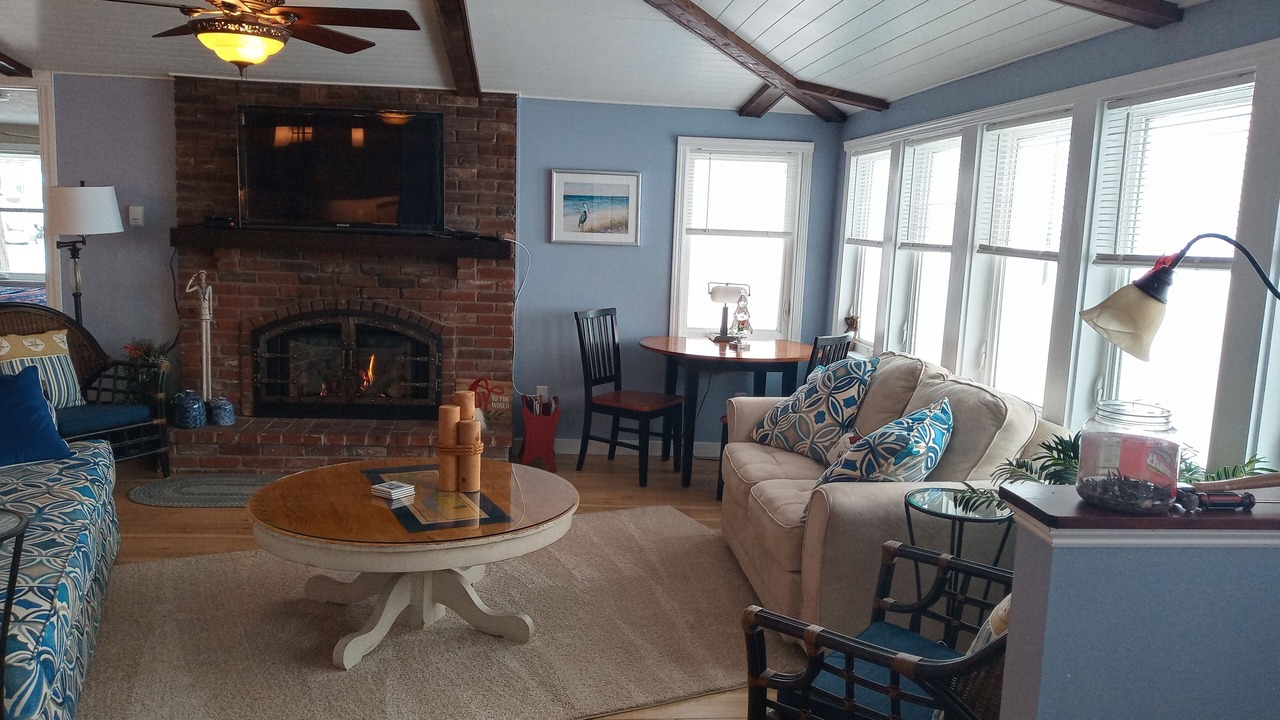 Photo of Livingroom in Lake City