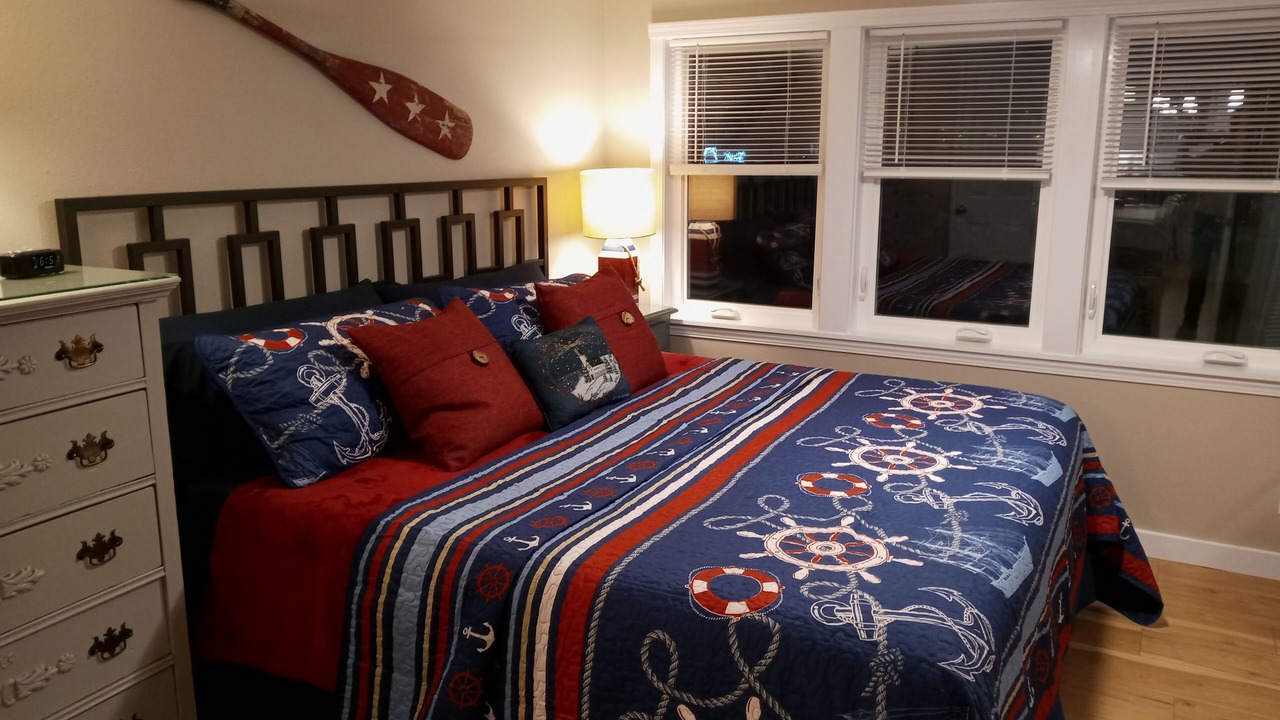 Photo of Bedroom in Lake City
