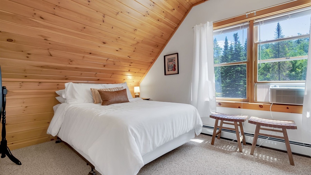 Photo of Bedroom in Bethel
