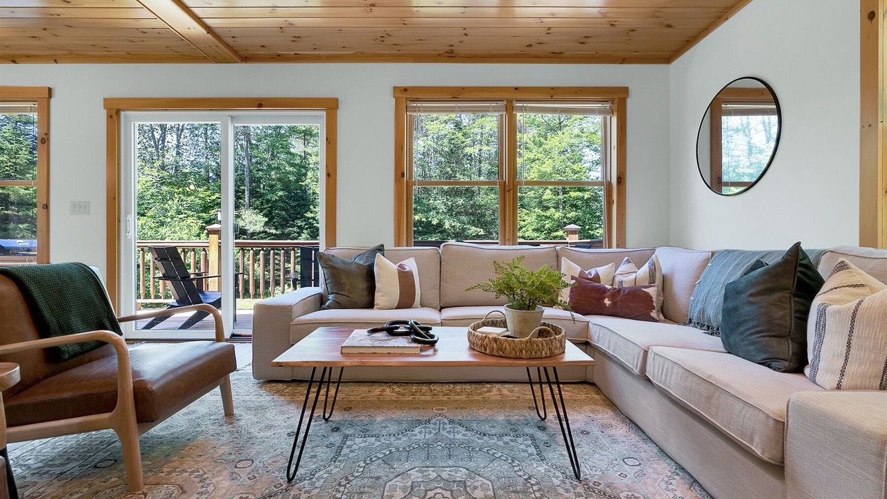 Photo of Livingroom in Bethel