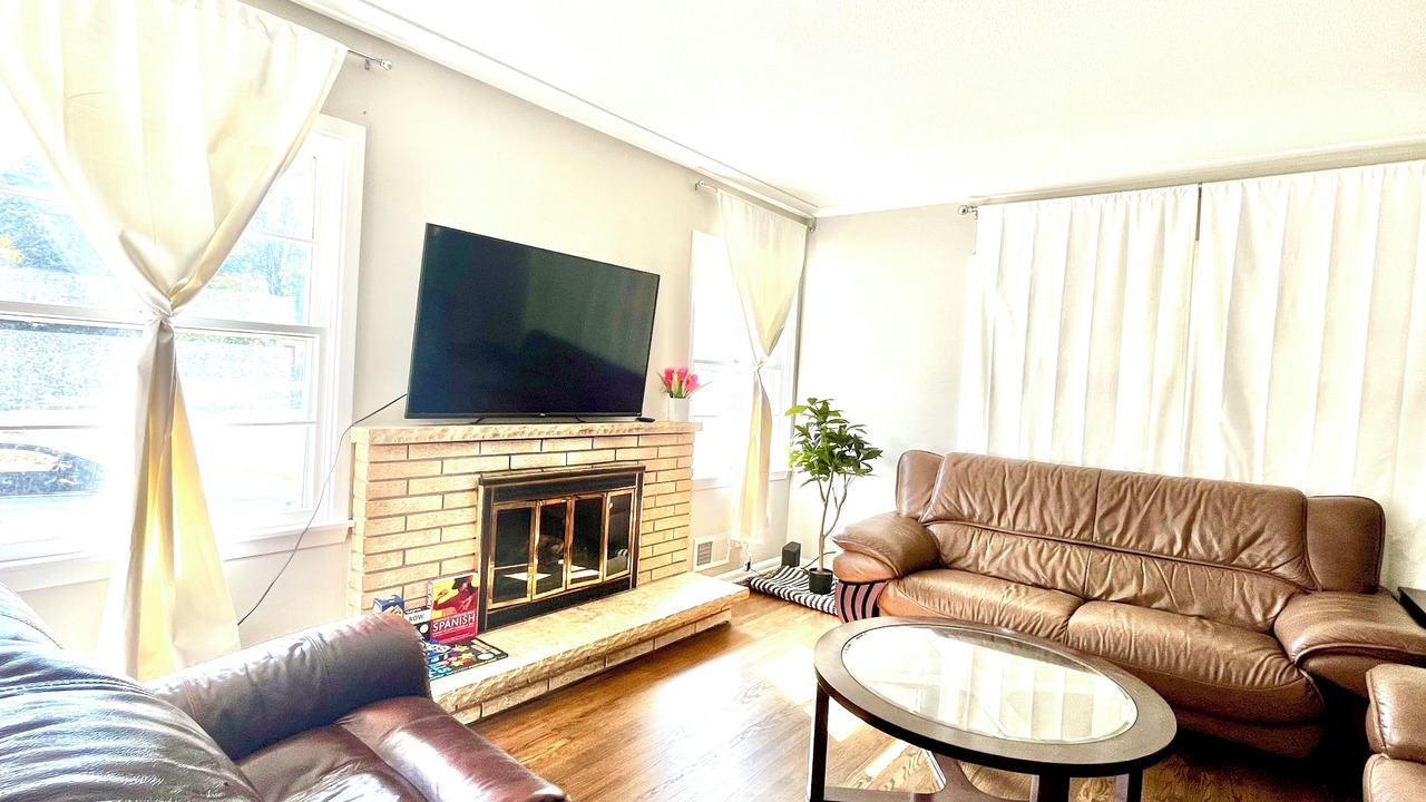 Photo of Livingroom in Richfield