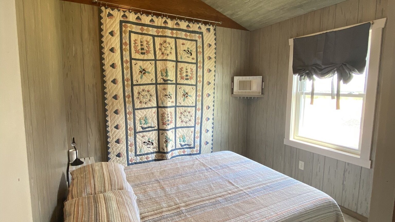 Photo of Bedroom in New London