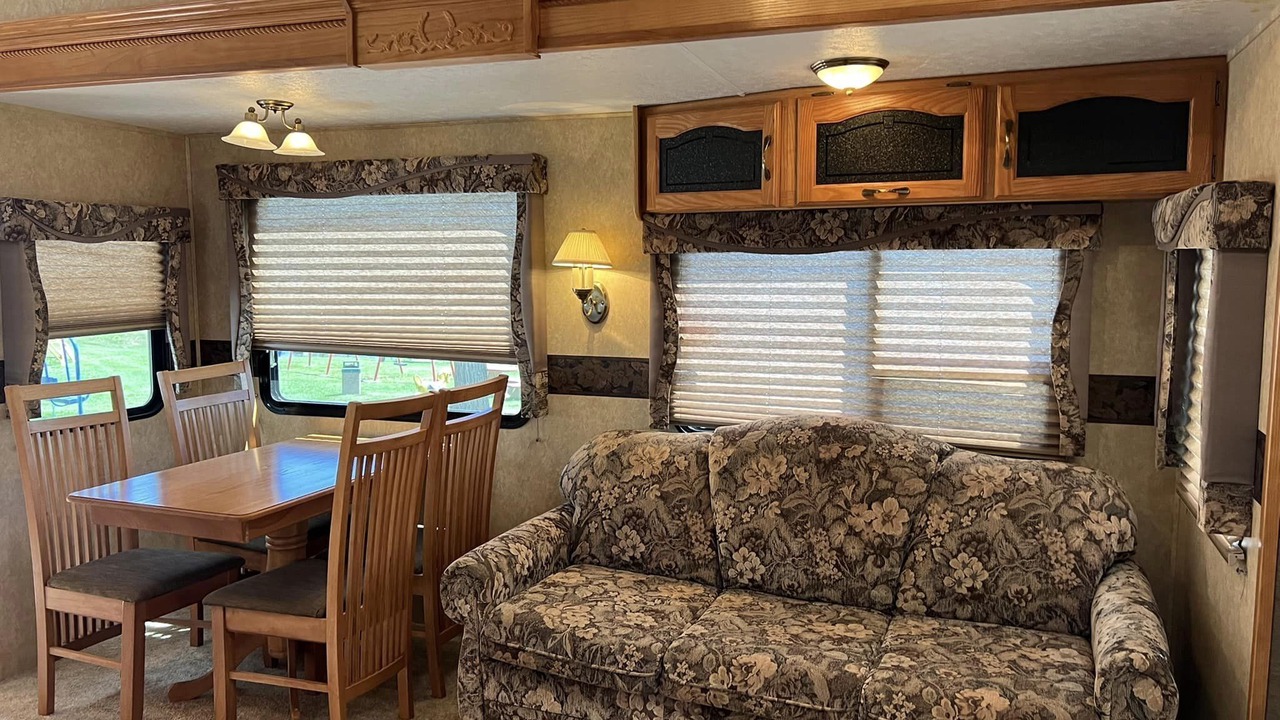 Photo of Livingroom in Hayward