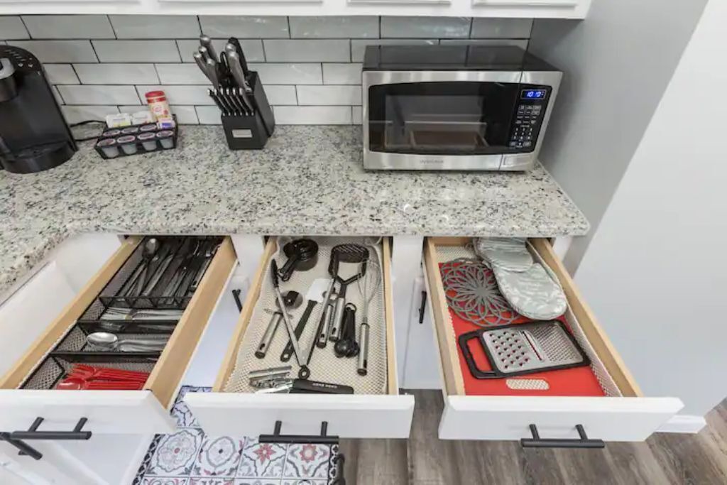 Photo of Kitchen in Center