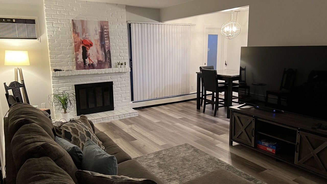 Photo of Livingroom in St. Louis Park