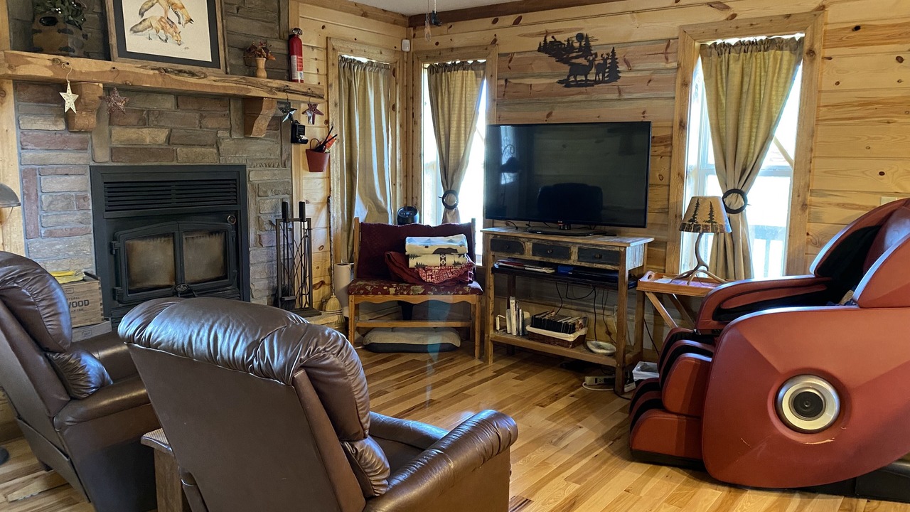 Photo of Livingroom in Alpine Village