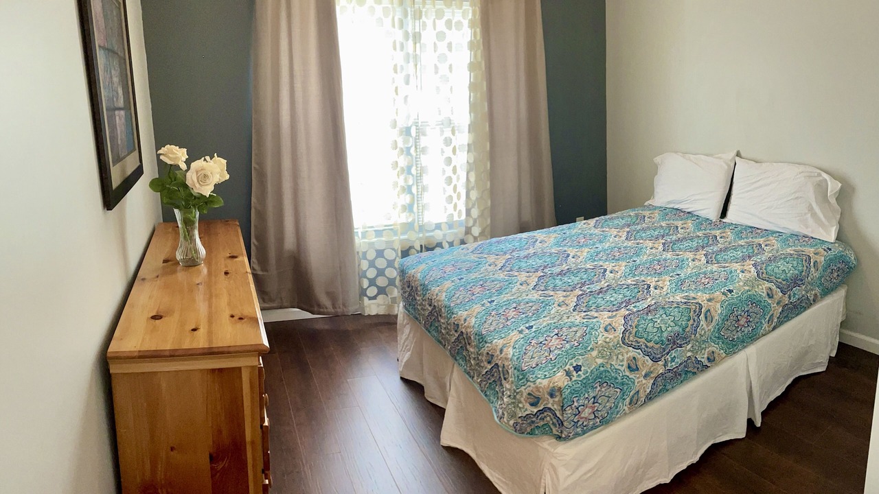 Photo of Bedroom in Troy