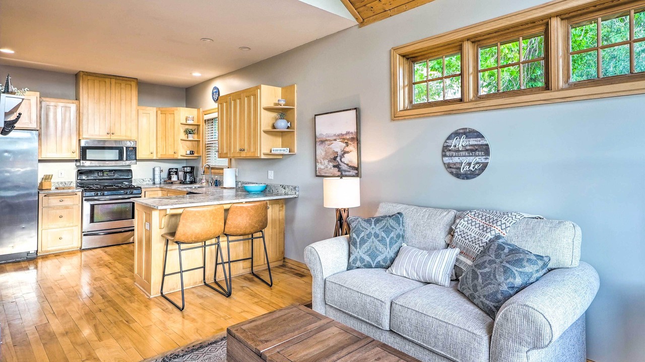 Photo of Livingroom in Mound
