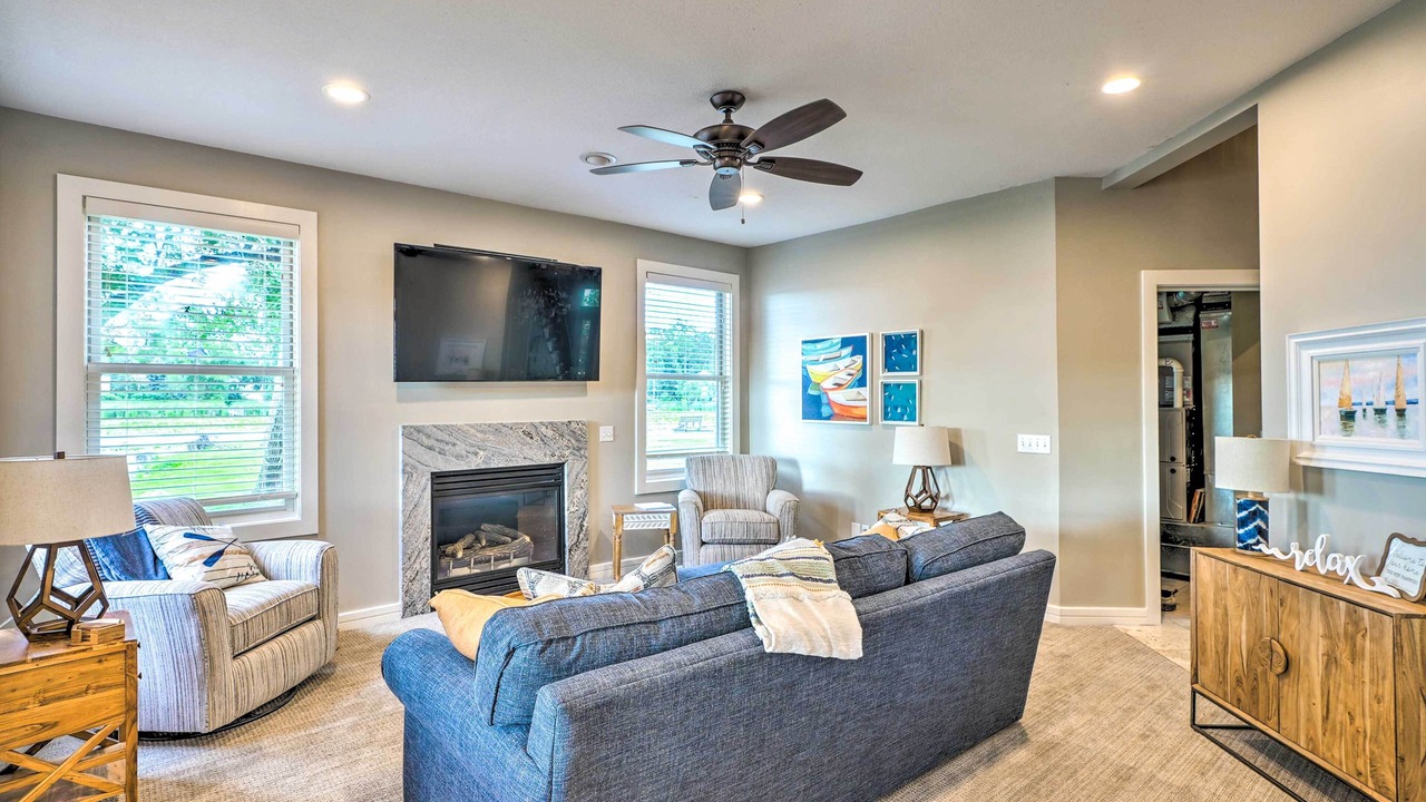 Photo of Bedroom in Mound