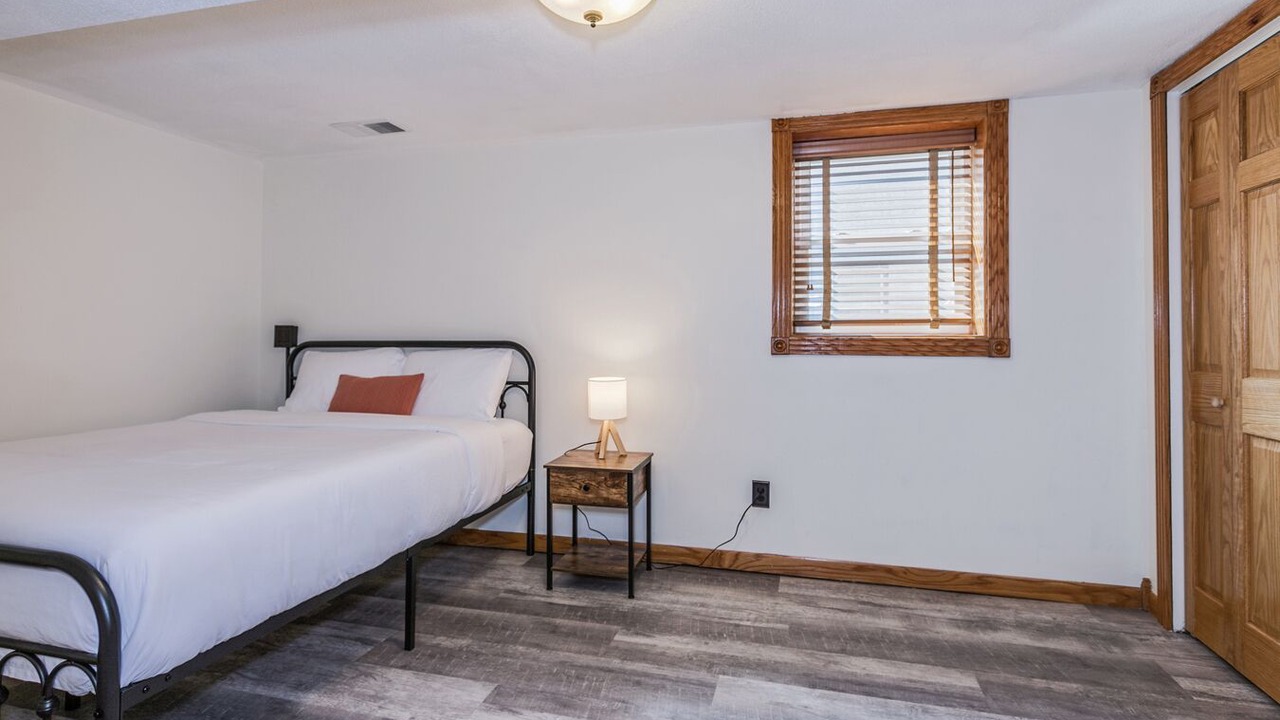 Photo of Bedroom in Columbia Heights