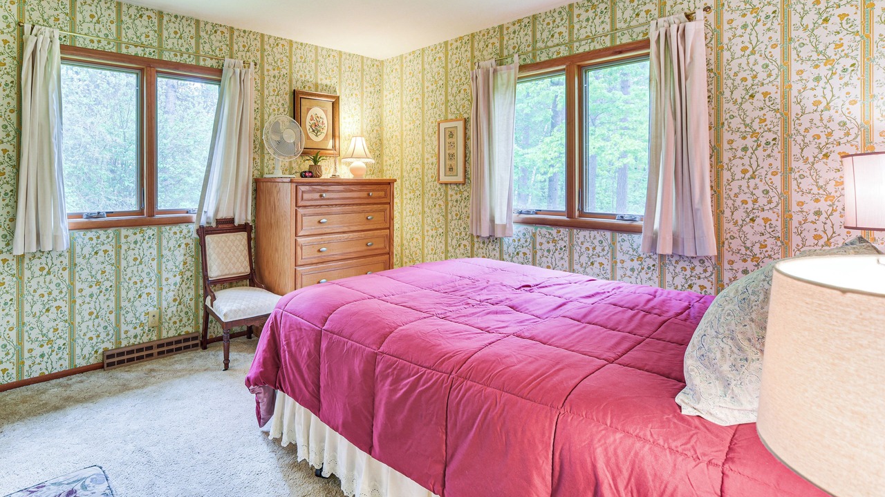 Photo of Bedroom in Spooner